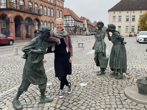 beim_Rathaus_in_Hagenow.png